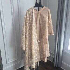 Elegant Beige Long Sleeve Dress